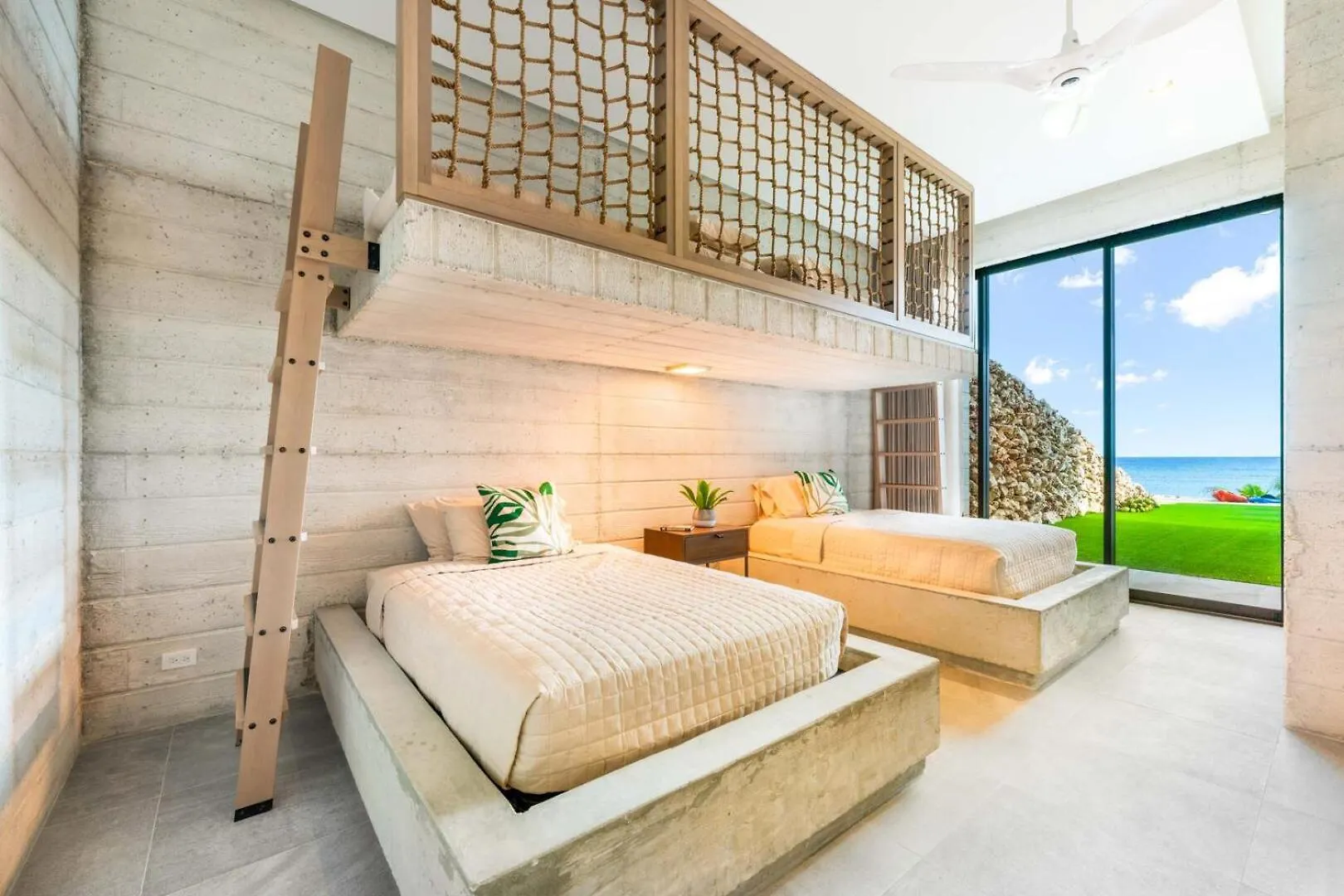 Bella Rocca - Luxurious Ocean Estate With Private Pool, Heated Spa, & Designer Interiors Gun Bay 0*,