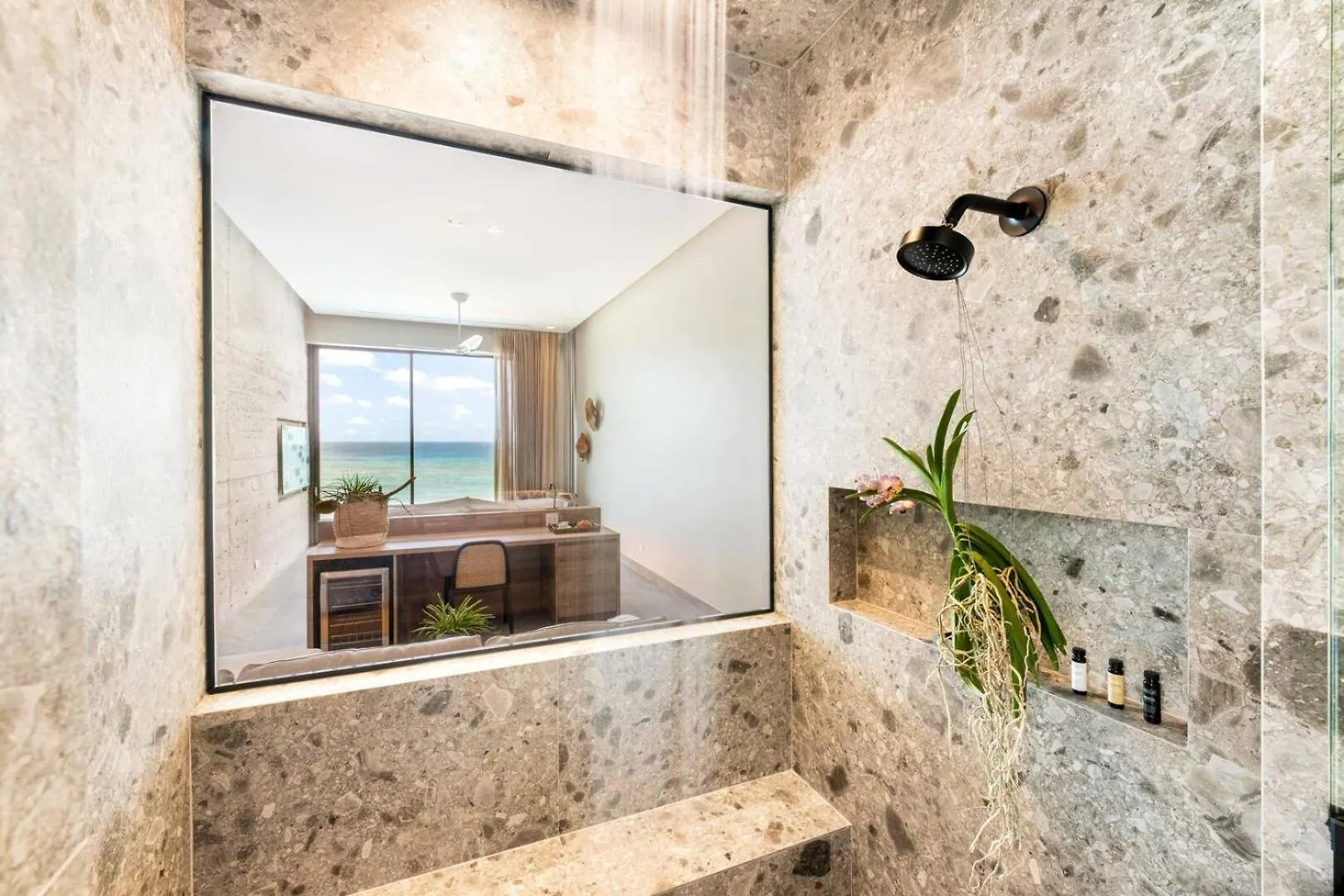 Daire Bella Rocca - Luxurious Ocean Estate With Private Pool, Heated Spa, & Designer Interiors Gun Bay Cayman Adaları