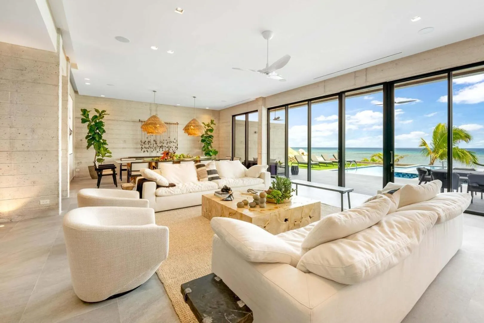 Bella Rocca - Luxurious Ocean Estate With Private Pool, Heated Spa, & Designer Interiors Gun Bay 0*,  Cayman Adaları
